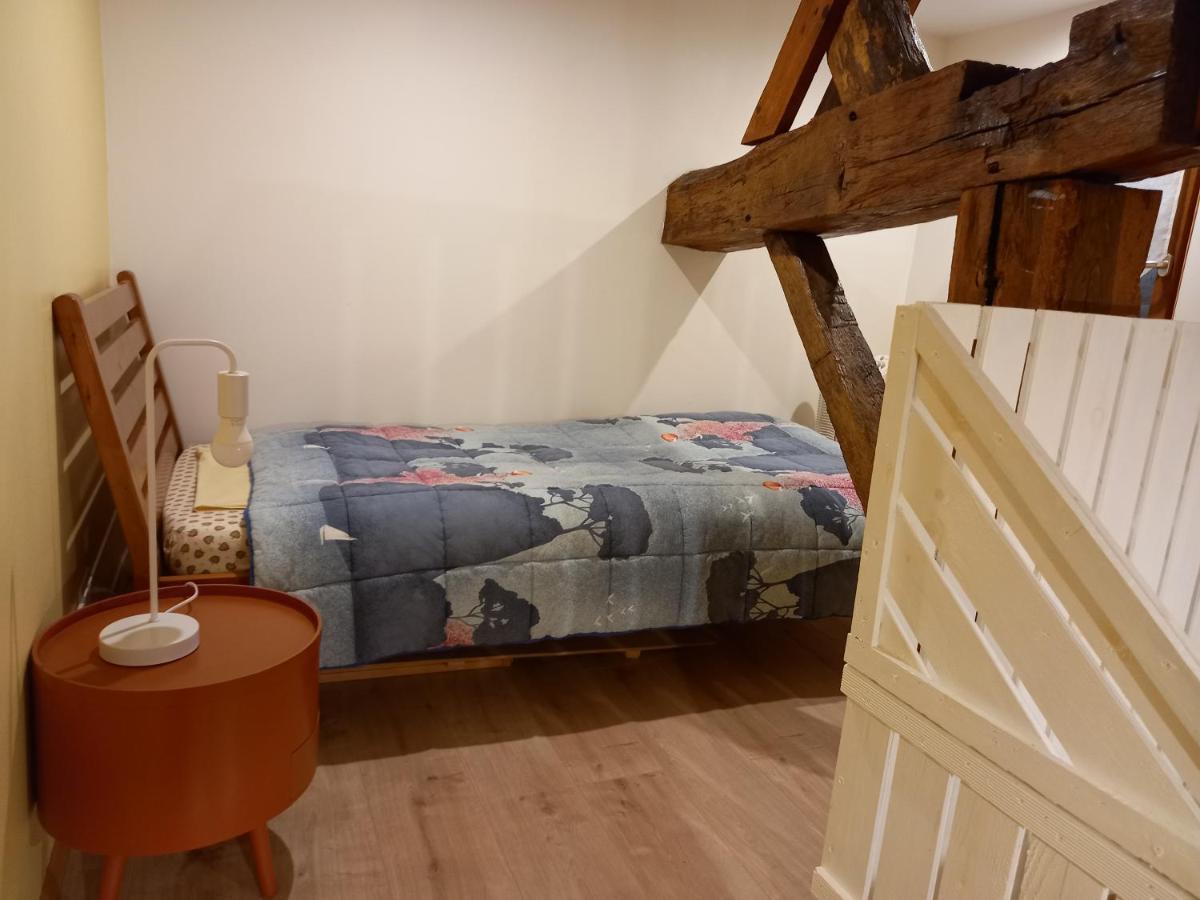 Le Calme A La Campagne Apartment Besson Room photo